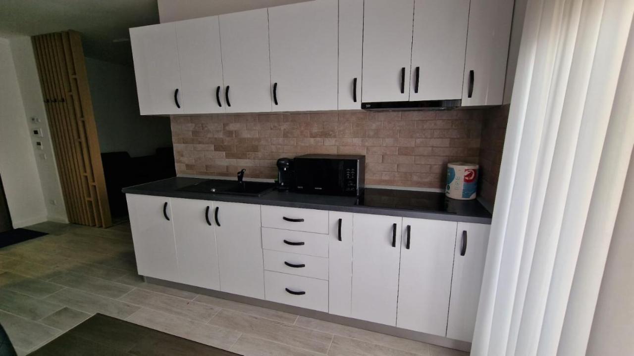 West Homes 36 Oradea Exterior foto